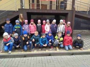 IMG-3ec9fe82e4592fb21e33e74bea189cd3-V-min